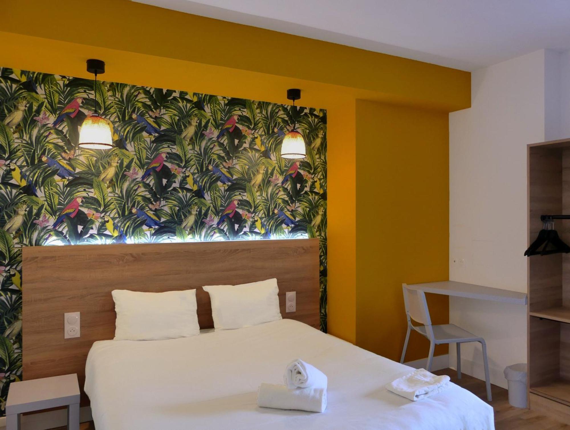 Kyriad Direct Toulon Ouest - La Seyne Sur Mer Kültér fotó